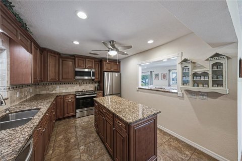 House in Dade City, Florida 2 bedrooms, 143.81 sq.m. № 2291571 - photo 27