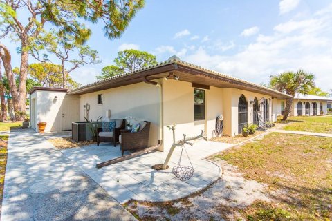 House in Nokomis, Florida 2 bedrooms, 131.74 sq.m. № 1716648 - photo 17