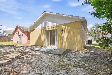 Villa ou maison à louer à Orlando, Floride: 3 chambres, 101.91 m2 № 2413930 - photo 16