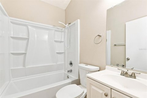 Villa ou maison à louer à Orlando, Floride: 3 chambres, 101.91 m2 № 2413930 - photo 9