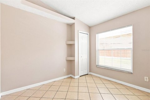 Villa ou maison à louer à Orlando, Floride: 3 chambres, 101.91 m2 № 2413930 - photo 15