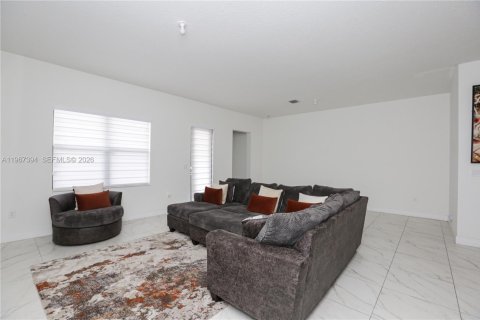 Купить виллу или дом в Мирамар, Флорида 3 спальни, 250.28м2, № 2028798 - фото 8