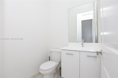 Купить виллу или дом в Мирамар, Флорида 3 спальни, 250.28м2, № 2028798 - фото 25