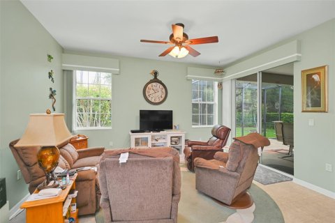House in Ocala, Florida 3 bedrooms, 191.56 sq.m. № 2221159 - photo 9