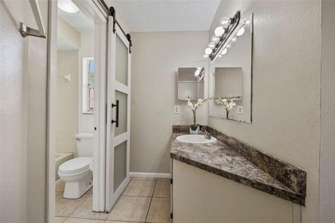 Villa ou maison à vendre à Tampa, Floride: 3 chambres, 98.1 m2 № 1834714 - photo 14