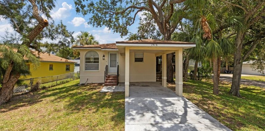 Villa ou maison à Tampa, Floride 3 chambres, 98.1 m2 № 1834714