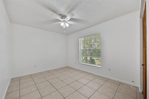 Villa ou maison à vendre à Tampa, Floride: 3 chambres, 98.1 m2 № 1834714 - photo 10