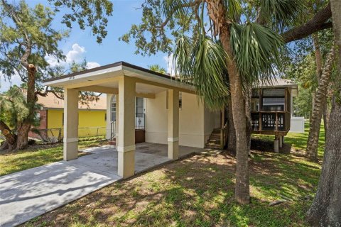 Villa ou maison à vendre à Tampa, Floride: 3 chambres, 98.1 m2 № 1834714 - photo 2