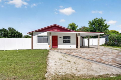 Villa ou maison à vendre à Orlando, Floride: 4 chambres, 102.56 m2 № 2195965 - photo 2