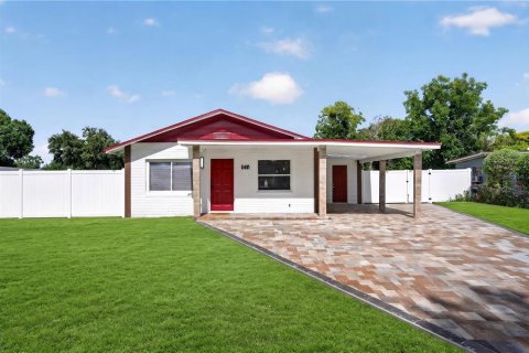 Villa ou maison à Orlando, Floride 4 chambres, 102.56 m2 № 2195965