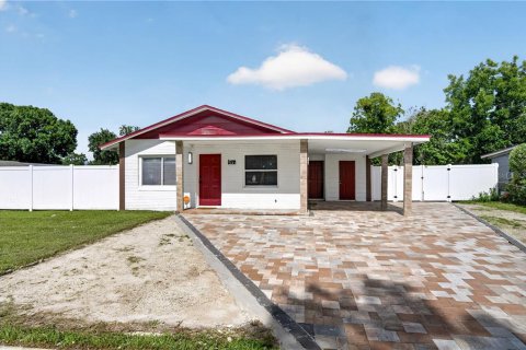 Villa ou maison à vendre à Orlando, Floride: 4 chambres, 102.56 m2 № 2195965 - photo 3