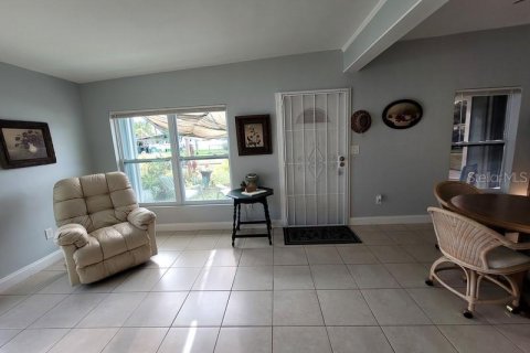 Casa en venta en Titusville, Florida, 3 dormitorios, 89.19 m2 № 1069066 - foto 9