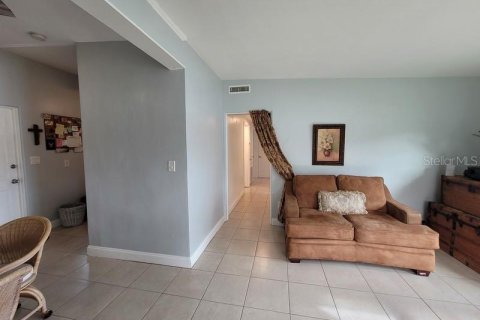 Casa en venta en Titusville, Florida, 3 dormitorios, 89.19 m2 № 1069066 - foto 2