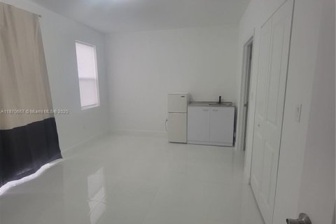 Immobilier commercial à louer à Homestead, Floride: 1 chambre № 1979915 - photo 5