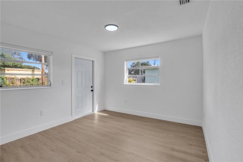 Villa ou maison à vendre à Miami Gardens, Floride: 4 chambres, 157.19 m2 № 2010897 - photo 20