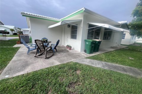 Купить виллу или дом в Тамарак, Флорида 2 спальни, 100.52м2, № 1929412 - фото 18