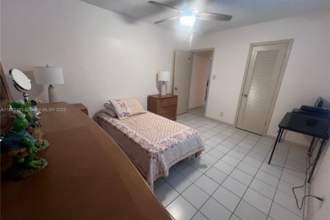 Купить виллу или дом в Тамарак, Флорида 2 спальни, 100.52м2, № 1929412 - фото 7