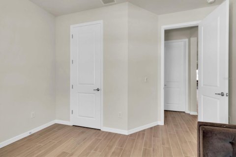Casa en venta en Tarpon Springs, Florida, 4 dormitorios, 225.01 m2 № 1582054 - foto 29