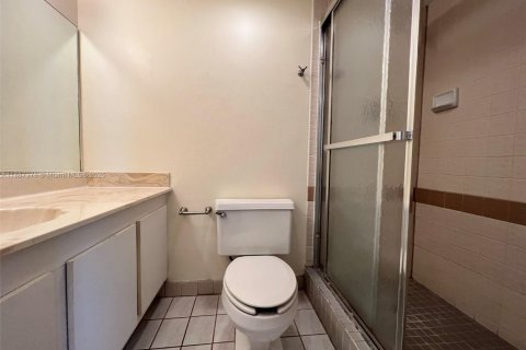 Copropriété à louer à Aventura, Floride: 2 chambres, 116.78 m2 № 1933035 - photo 13