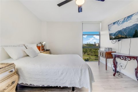 Condominio en venta en Miami, Florida, 2 dormitorios, 121.98 m2 № 1711213 - foto 17