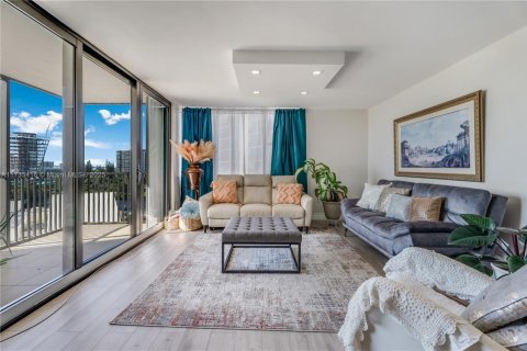 Condominio en venta en Miami, Florida, 2 dormitorios, 121.98 m2 № 1711213 - foto 5