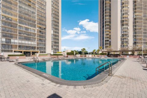 Condominio en venta en Miami, Florida, 2 dormitorios, 121.98 m2 № 1711213 - foto 20