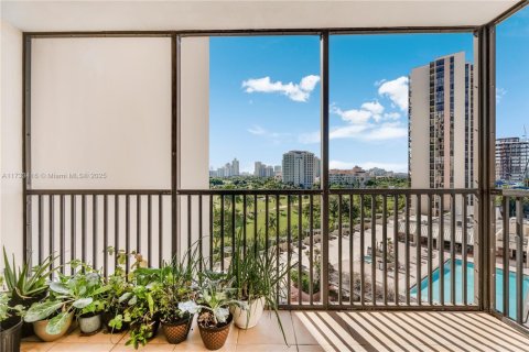 Condominio en venta en Miami, Florida, 2 dormitorios, 121.98 m2 № 1711213 - foto 10