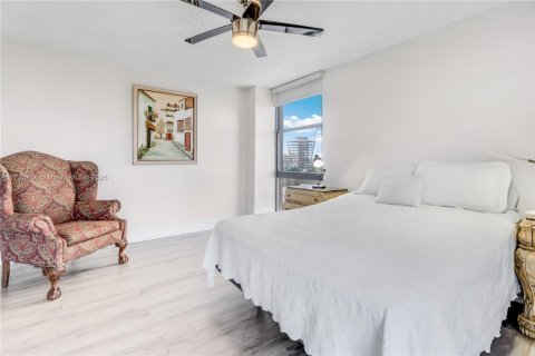 Condominio en venta en Miami, Florida, 2 dormitorios, 121.98 m2 № 1711213 - foto 16