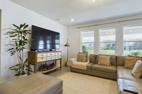 Casa en venta en Minneola, Florida, 4 dormitorios, 251.77 m2 № 1563957 - foto 6