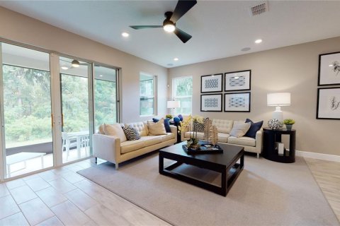 House in DeLand, Florida 3 bedrooms, 175.12 sq.m. № 1893959 - photo 10