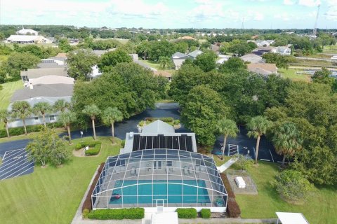House in Tavares, Florida 3 bedrooms, 154.4 sq.m. № 2391536 - photo 30