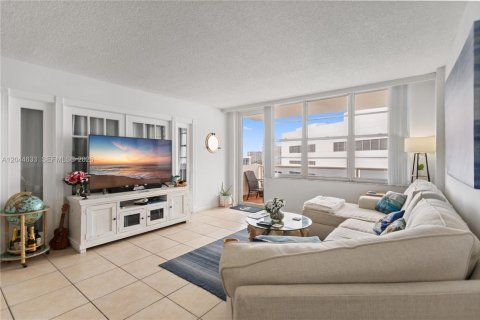Copropriété à vendre à Hollywood, Floride: 2 chambres, 116.13 m2 № 2178777 - photo 18