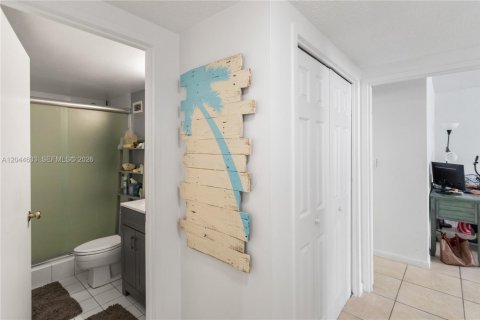 Copropriété à vendre à Hollywood, Floride: 2 chambres, 116.13 m2 № 2178777 - photo 28