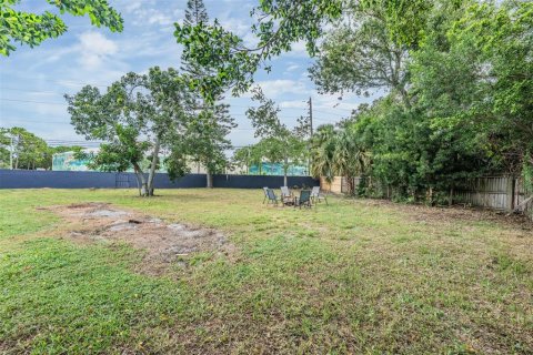 House in Clearwater, Florida 3 bedrooms, 152.55 sq.m. № 1843914 - photo 27