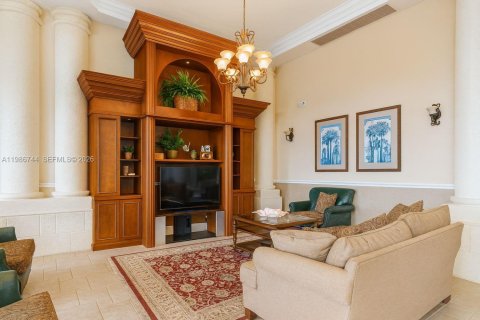 Купить кондоминиум в Санни-Айлс-Бич, Флорида 1 спальня, 62.52м2, № 2048418 - фото 16