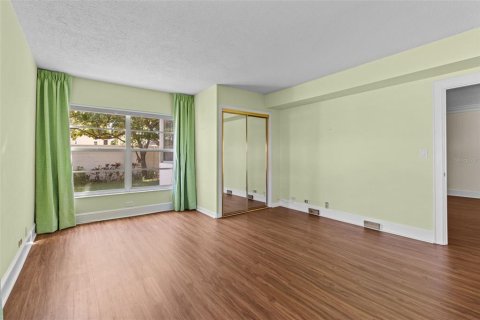Condominio en venta en Belleair Bluffs, Florida, 2 dormitorios, 120.77 m2 № 1608697 - foto 21