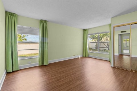 Condominio en venta en Belleair Bluffs, Florida, 2 dormitorios, 120.77 m2 № 1608697 - foto 20