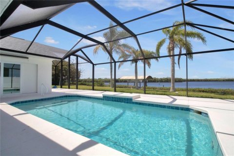 Casa en alquiler en Port Charlotte, Florida, 3 dormitorios, 195 m2 № 1816818 - foto 2