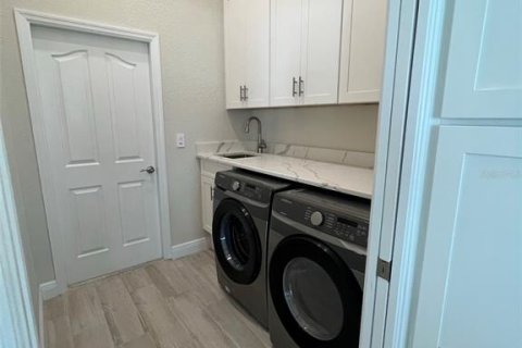 Casa en alquiler en Port Charlotte, Florida, 3 dormitorios, 195 m2 № 1816818 - foto 11