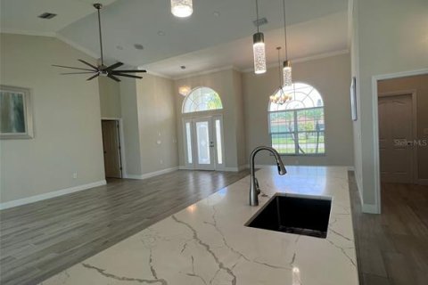 Casa en alquiler en Port Charlotte, Florida, 3 dormitorios, 195 m2 № 1816818 - foto 23