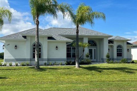 Casa en alquiler en Port Charlotte, Florida, 3 dormitorios, 195 m2 № 1816818 - foto 1