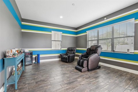 Villa ou maison à vendre à Brandon, Floride: 5 chambres, 363.34 m2 № 1773780 - photo 9