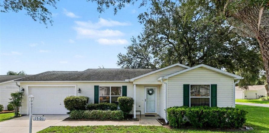 Villa ou maison à The Villages, Floride 2 chambres, 106.65 m2 № 2222844