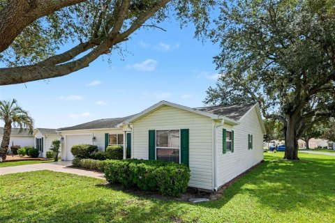 Villa ou maison à vendre à The Villages, Floride: 2 chambres, 106.65 m2 № 2222844 - photo 2