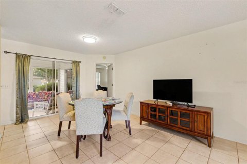 Villa ou maison à vendre à The Villages, Floride: 2 chambres, 106.65 m2 № 2222844 - photo 8