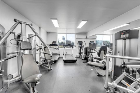 Condominio en venta en Hollywood, Florida, 2 dormitorios, 102.19 m2 № 2049963 - foto 18