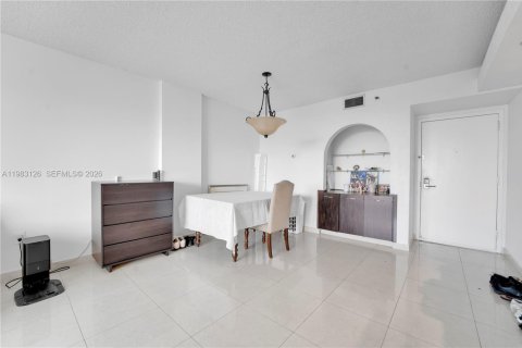 Condominio en venta en Hollywood, Florida, 2 dormitorios, 102.19 m2 № 2049963 - foto 9