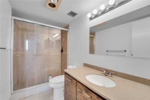 Condominio en venta en Hollywood, Florida, 2 dormitorios, 102.19 m2 № 2049963 - foto 12