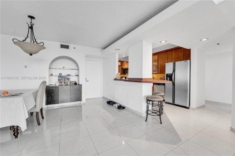 Condominio en venta en Hollywood, Florida, 2 dormitorios, 102.19 m2 № 2049963 - foto 7