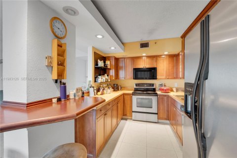 Condominio en venta en Hollywood, Florida, 2 dormitorios, 102.19 m2 № 2049963 - foto 1